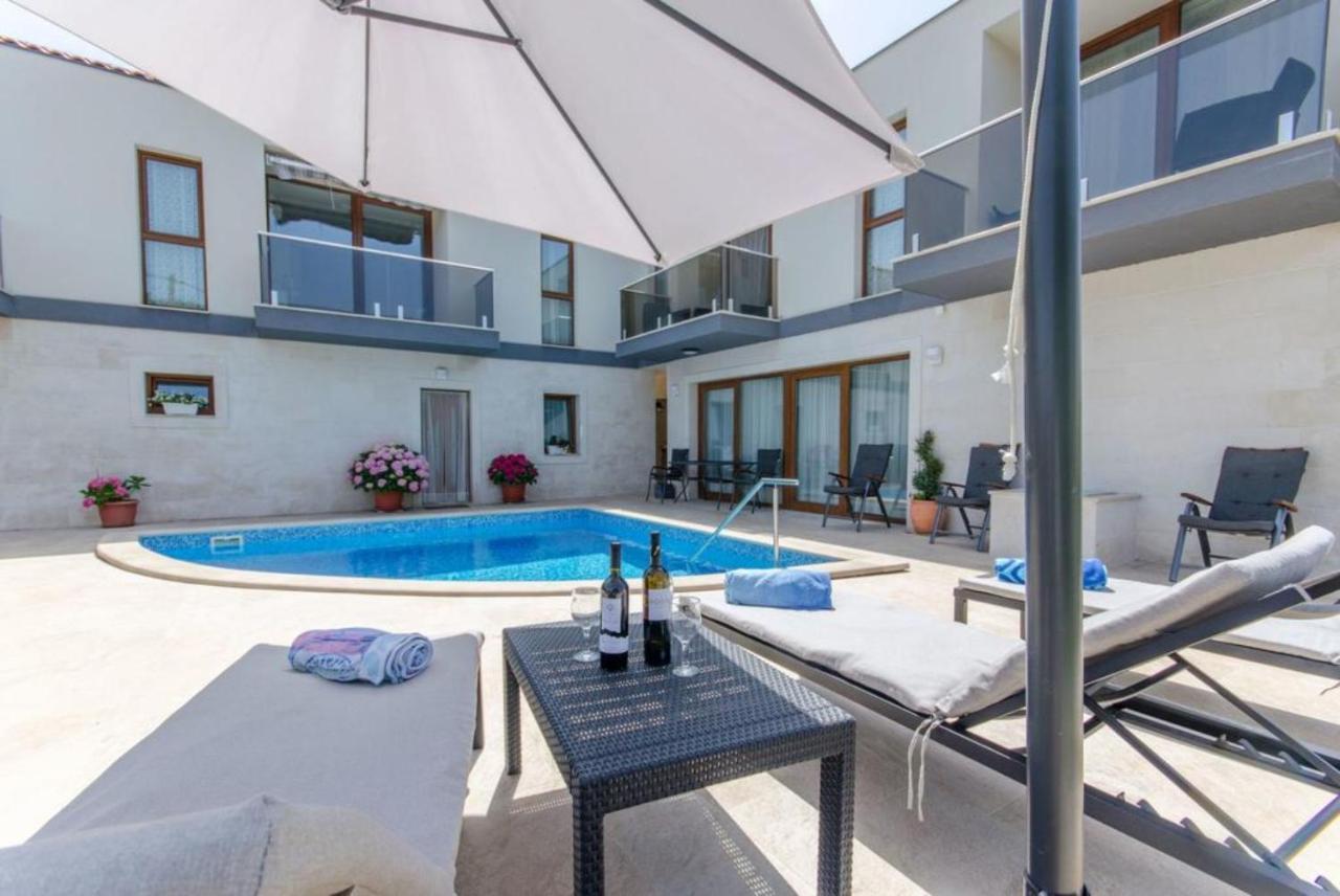 Villa La Veliki Drvenik Exterior photo