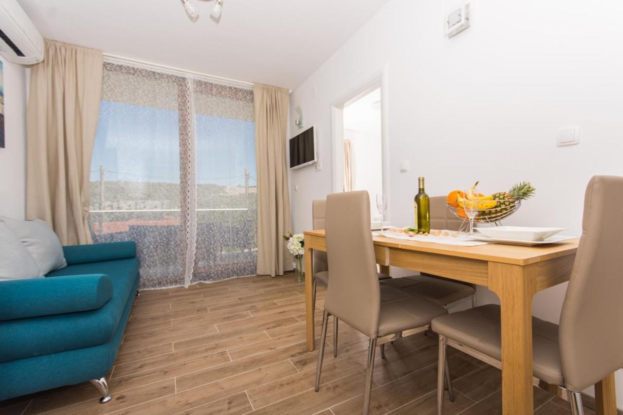 Villa La Veliki Drvenik Room photo